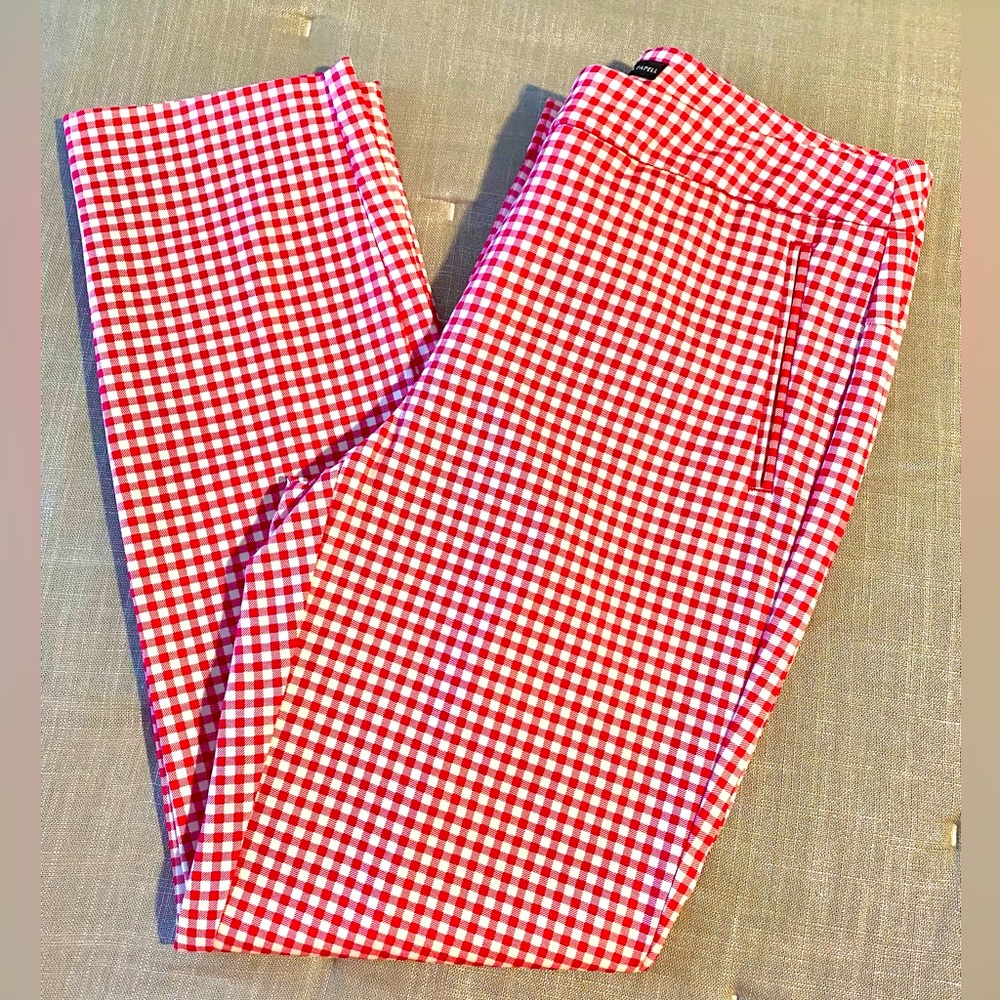 NWOT Adrianna Papell ankle pants, new condition, size 6
